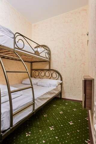 Отель Винтерфелл на Бауманской Москва Бюджетный двухместный номер с 1 кроватью-2